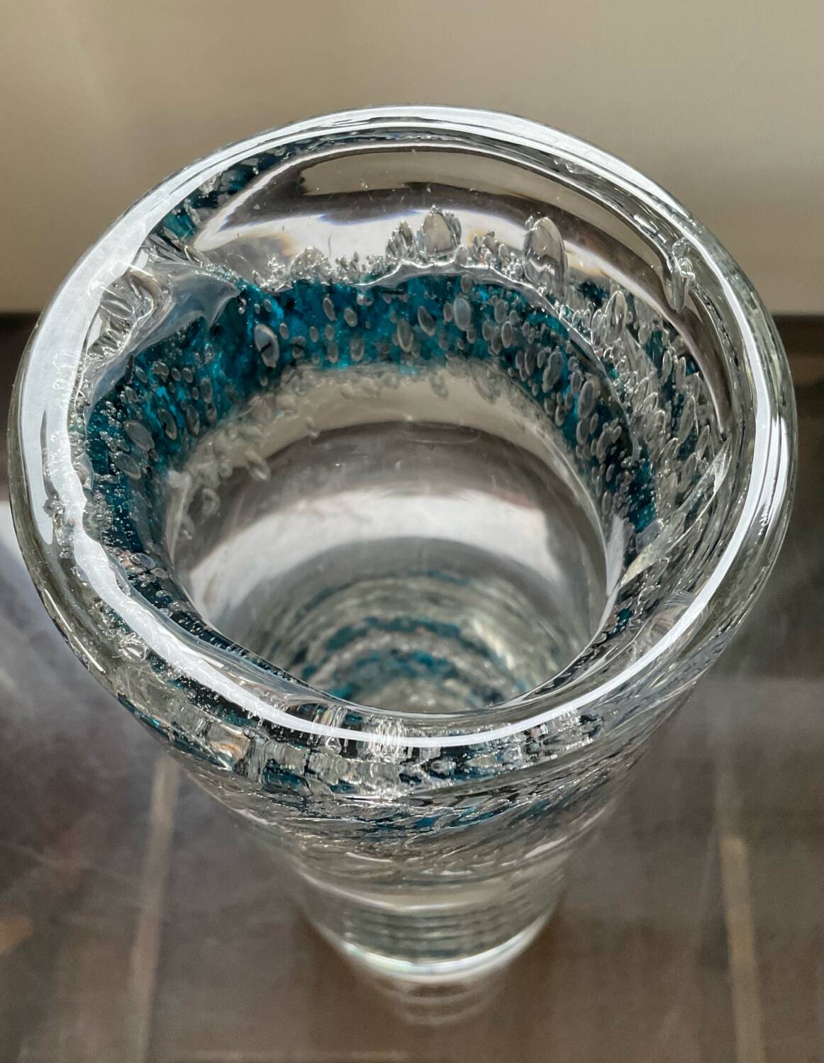 Vintage cylindrical crystal vase with inclusion