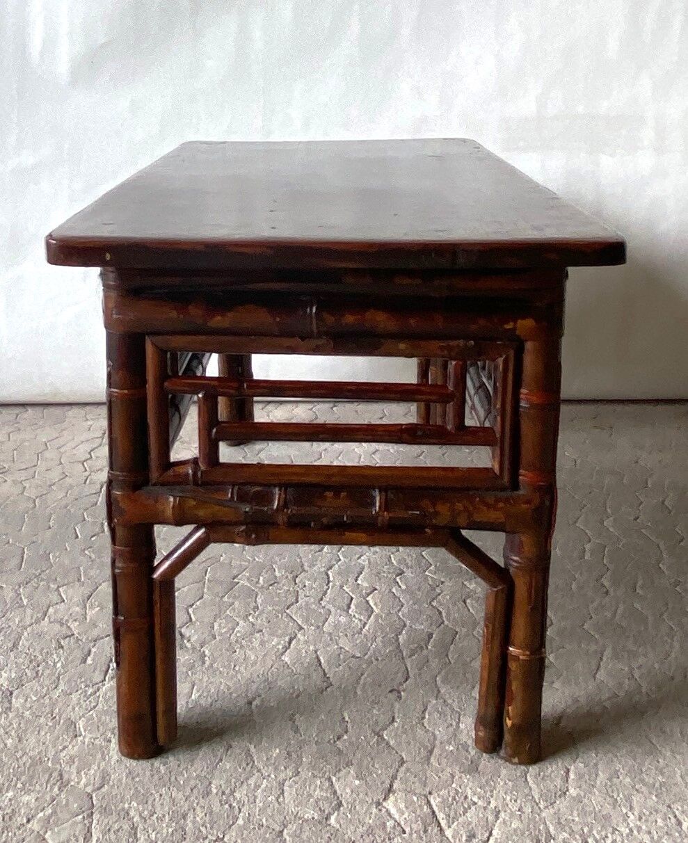 Table basse en bambou