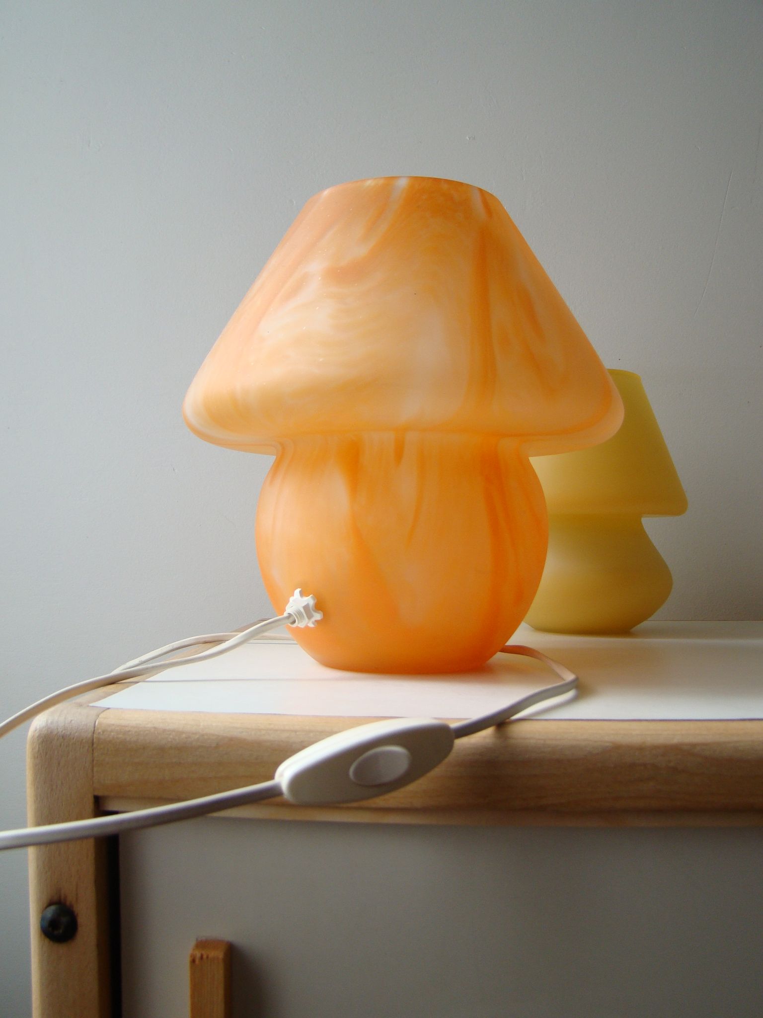 Lampe champignon vintage en verre soufflée artisanalement