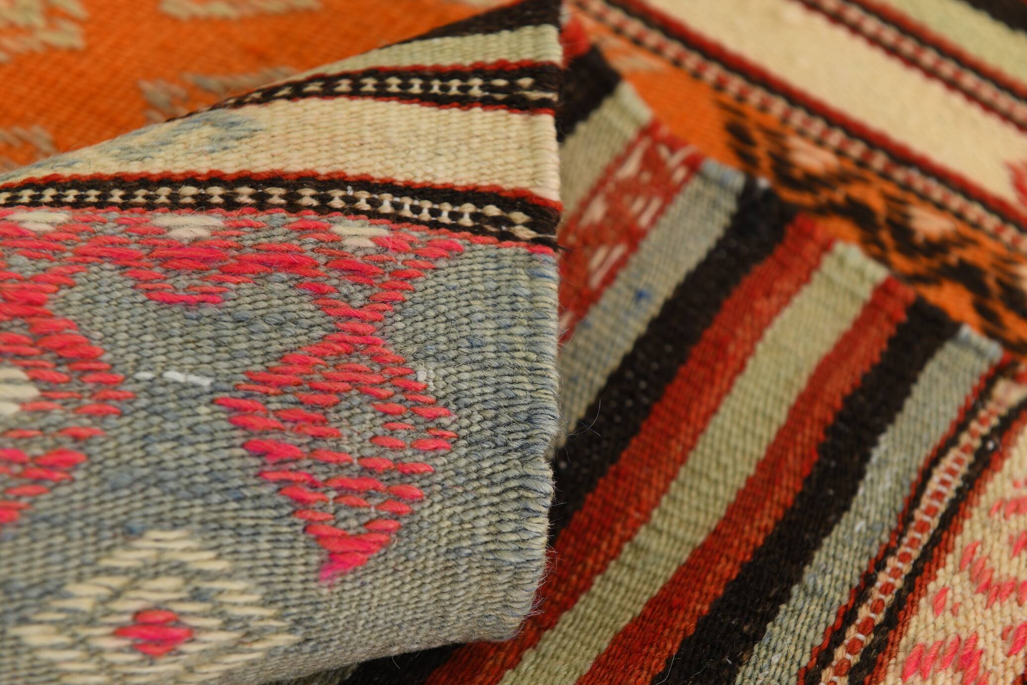 Red & Orange Mid Century Modern Kilim Rug, 174x267Cm