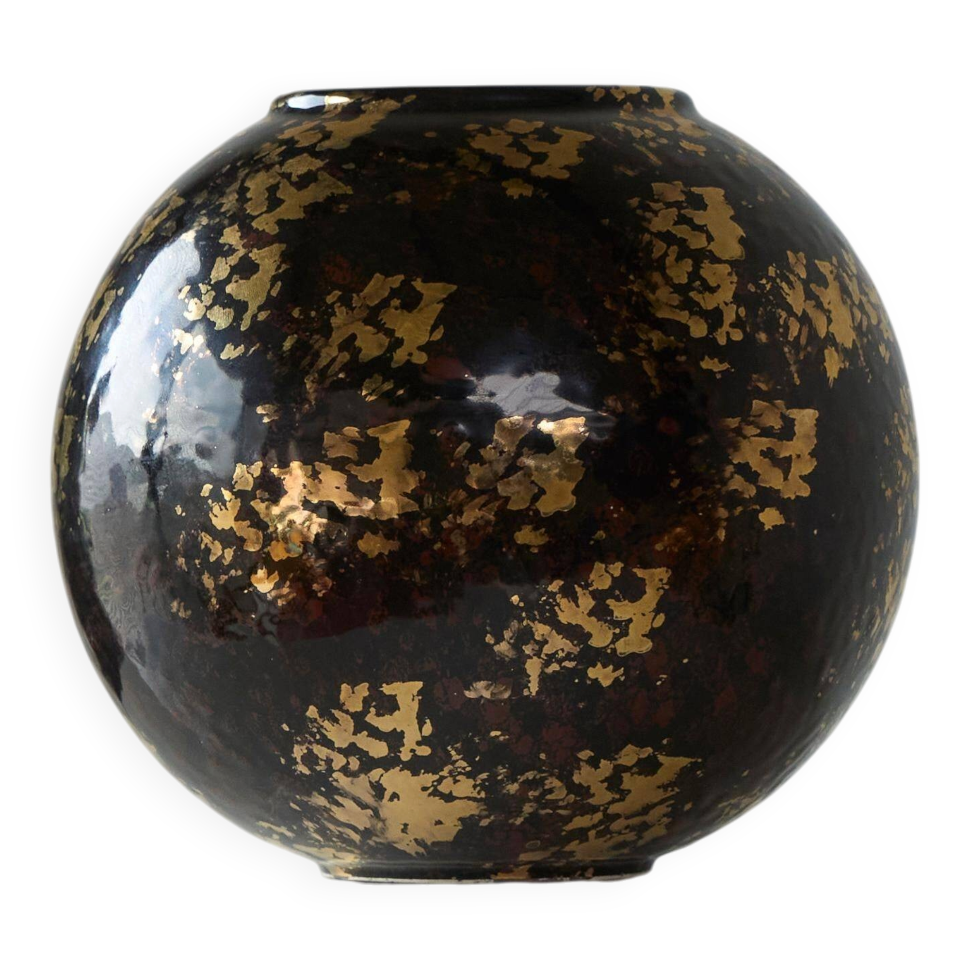 Art Deco vase in Italian ceramic with gold glitter from the 1940s.
