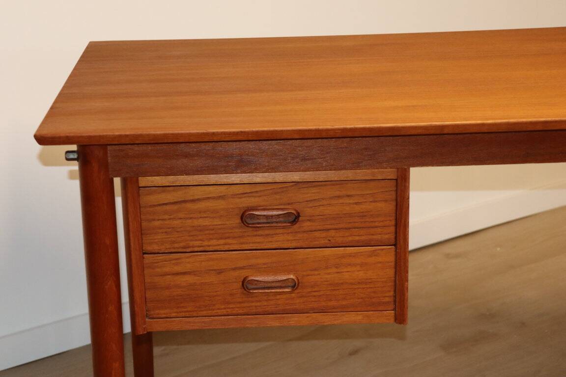 Scandinavian teak desk, 1960