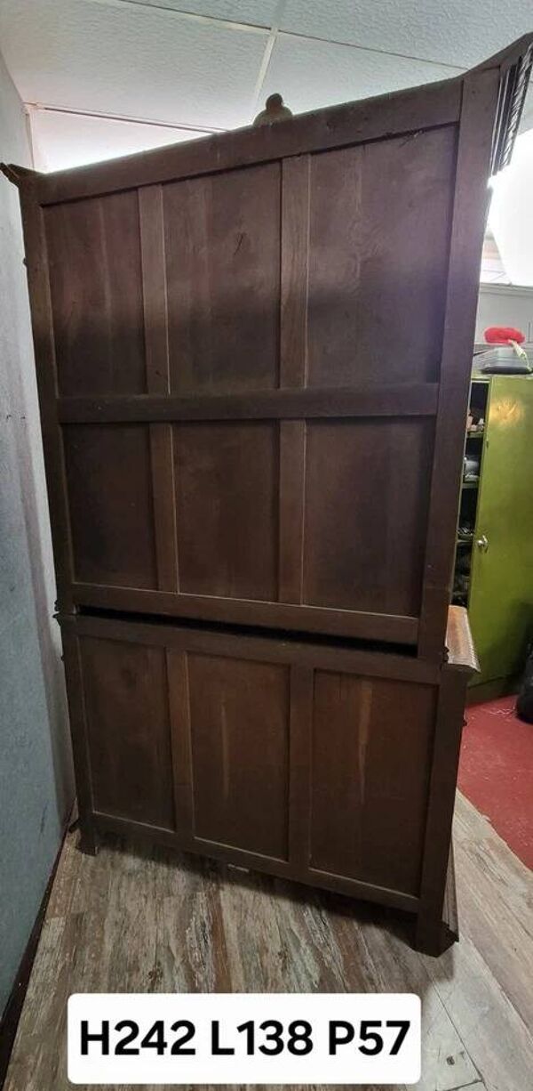 Buffet-Bibliothéque de pavillon de Chasse style Renaissance en chene massif