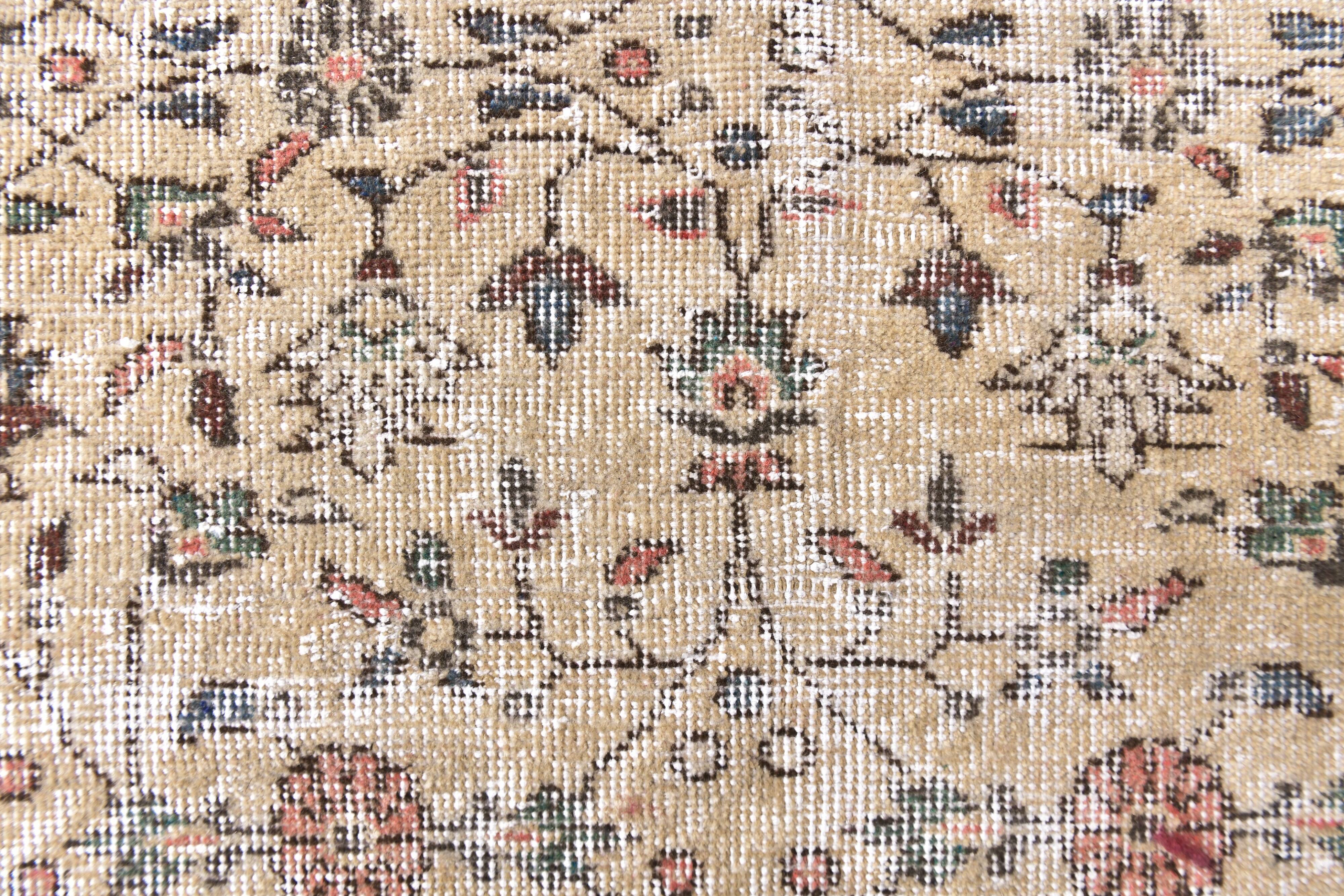 6x10 Floral Turkish Vintage Rug 199x309Cm SK 240627