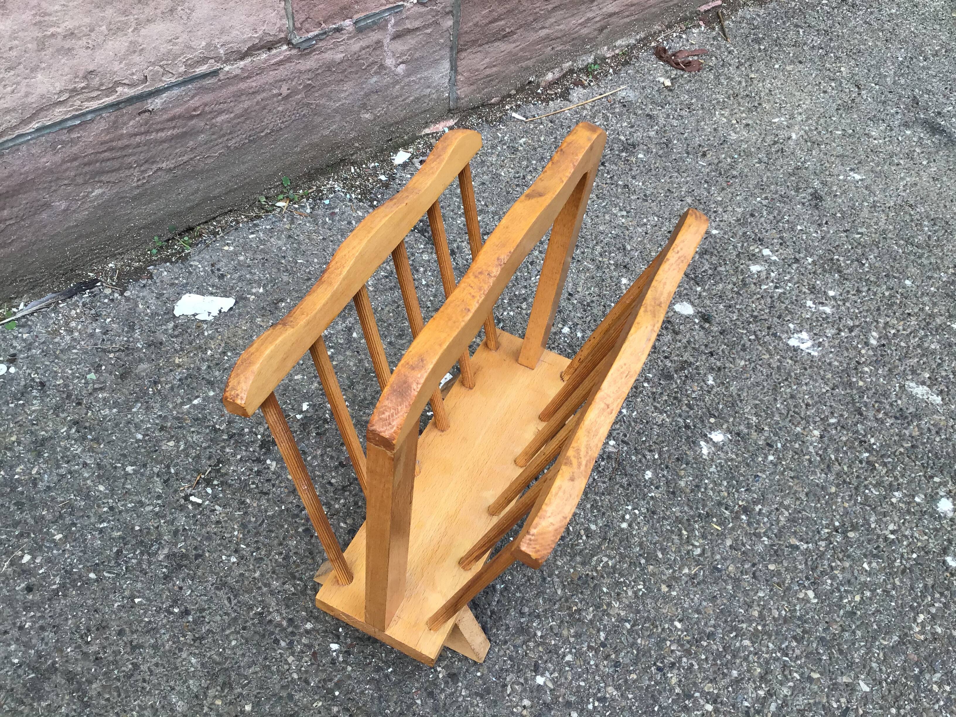 Vintage wooden magazine rack 1960