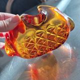 Amber glass pocket emptier