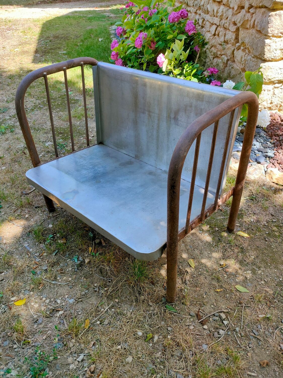 Banquette industrielle métal