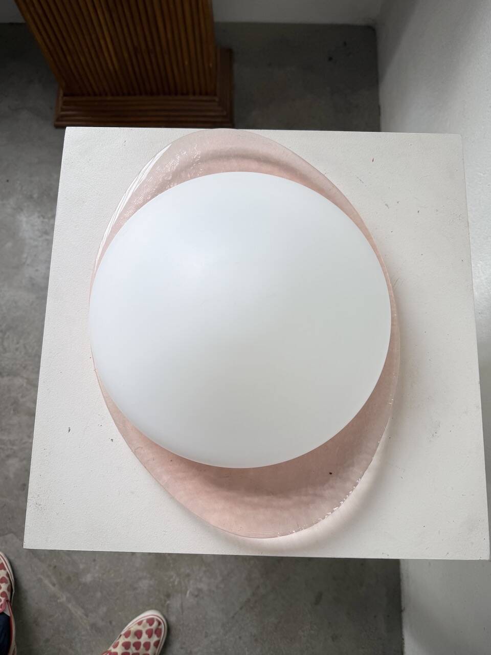 Pink glass wall lamp 1970s Gamma