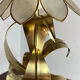 Lampe en laiton, métal et nacre