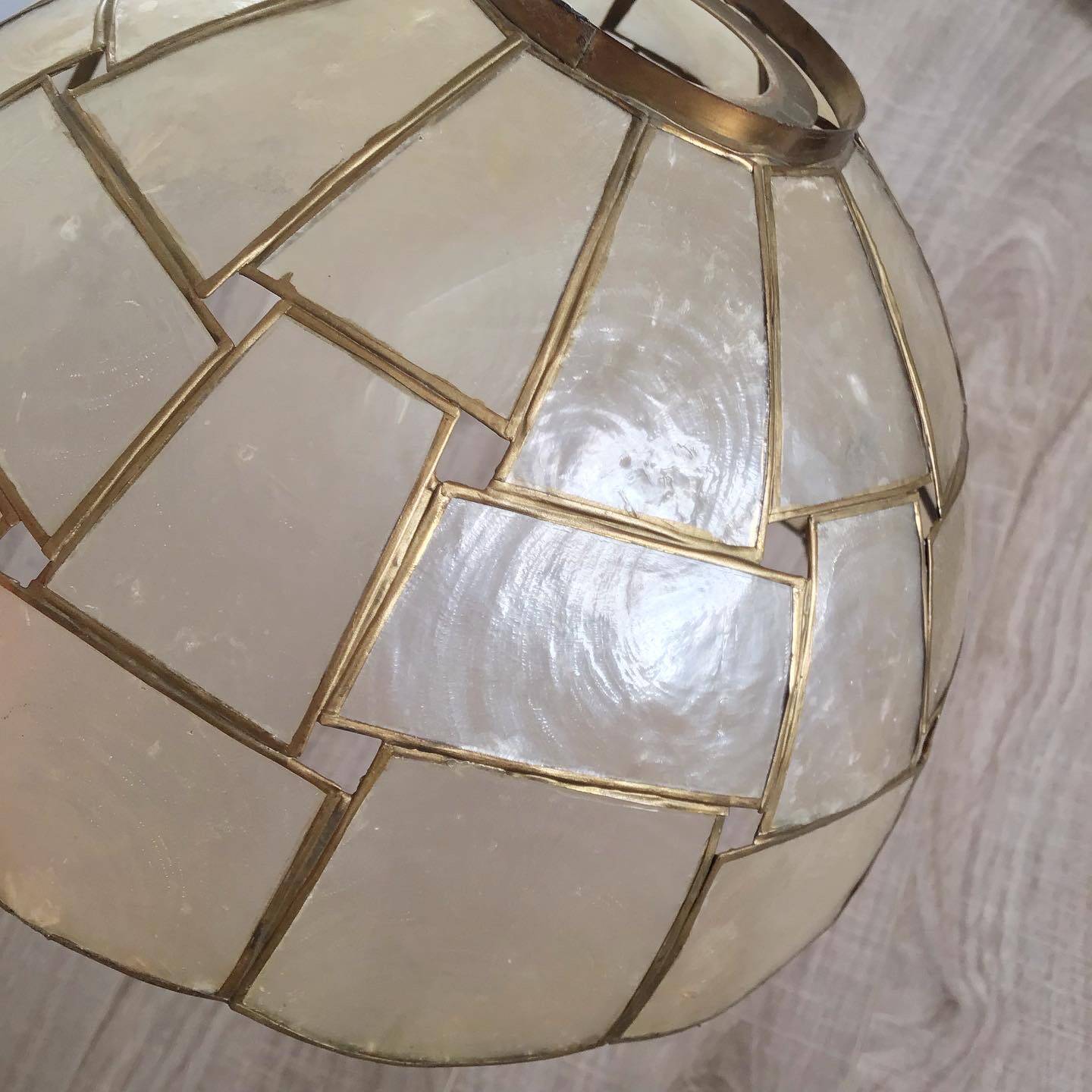 Vintage mother-of-pearl pendant light