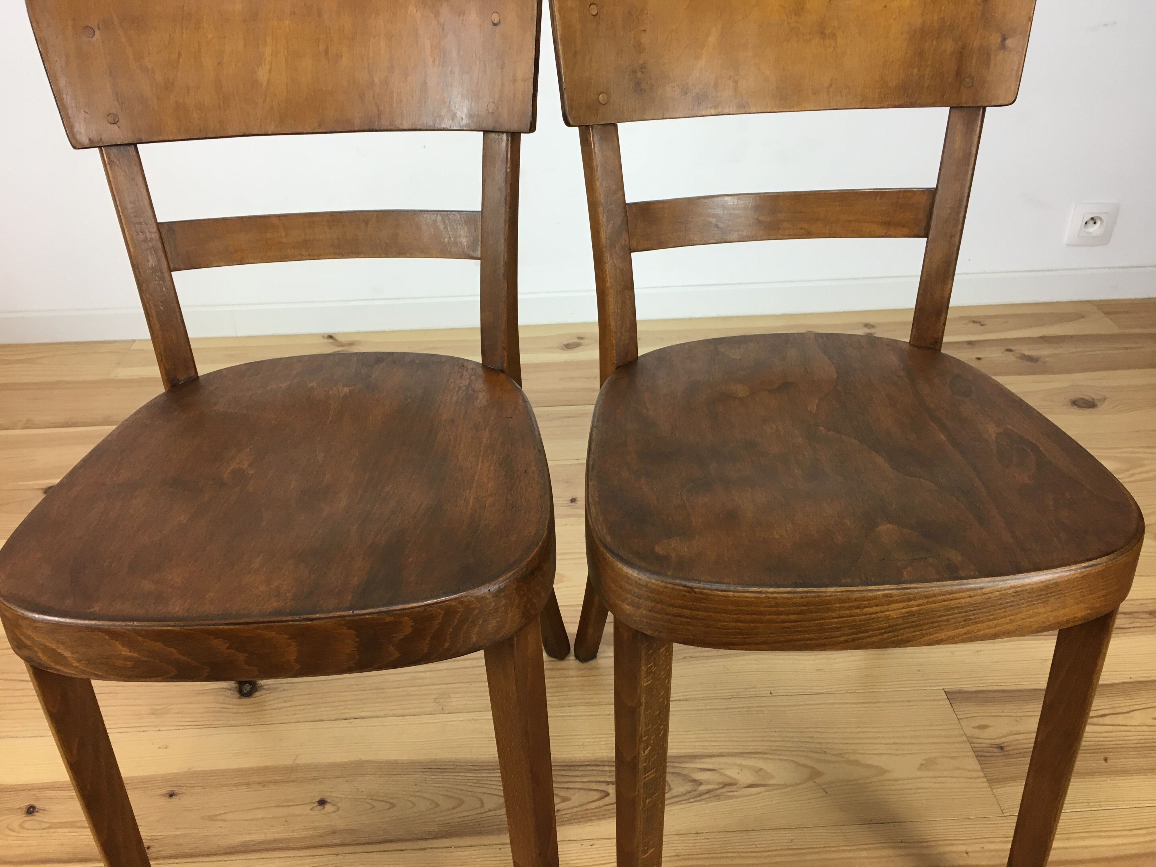 2 chairs bistros Horgen Glarus