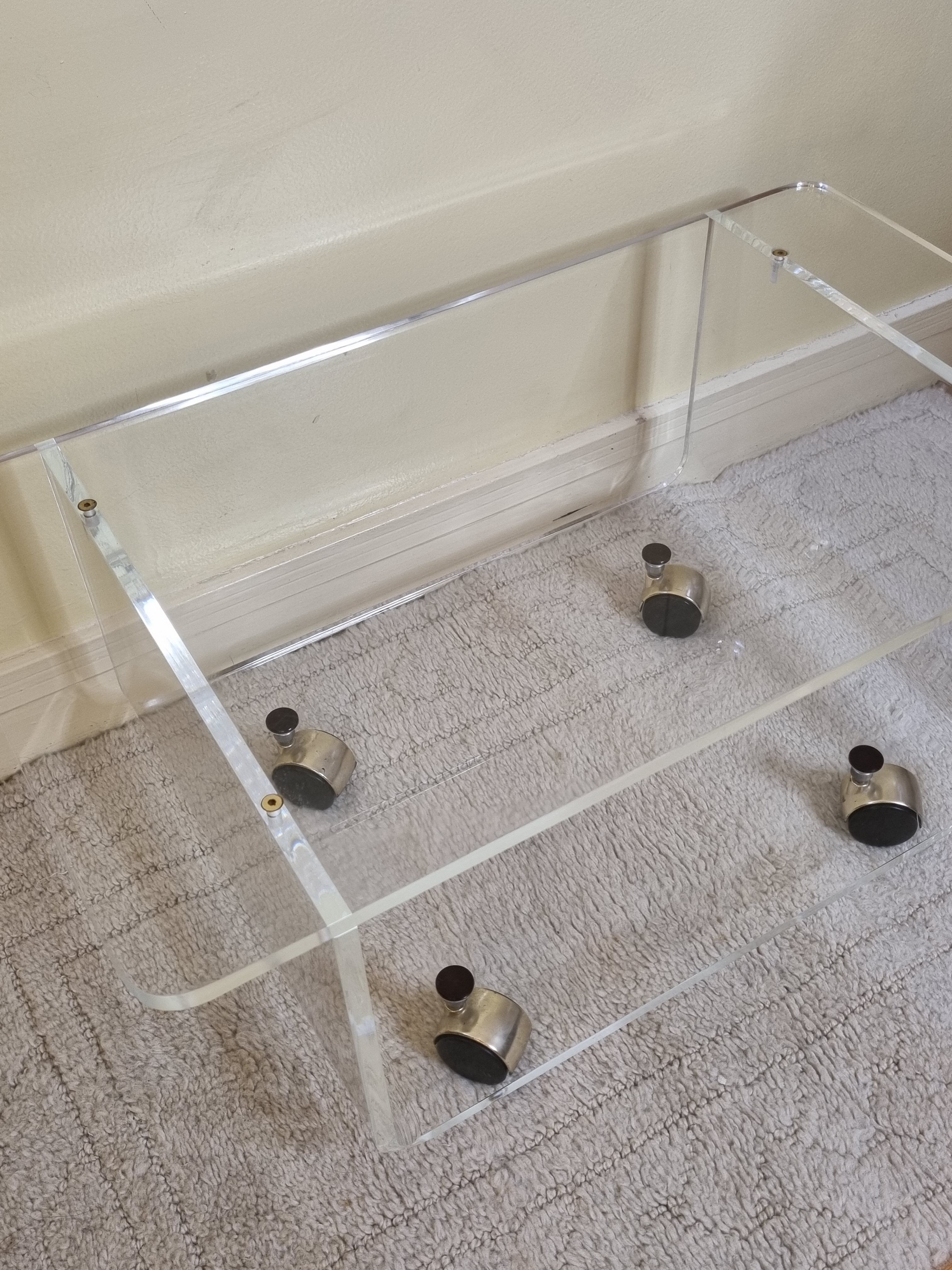 Plexiglas coffee table, design David Lange, 70s