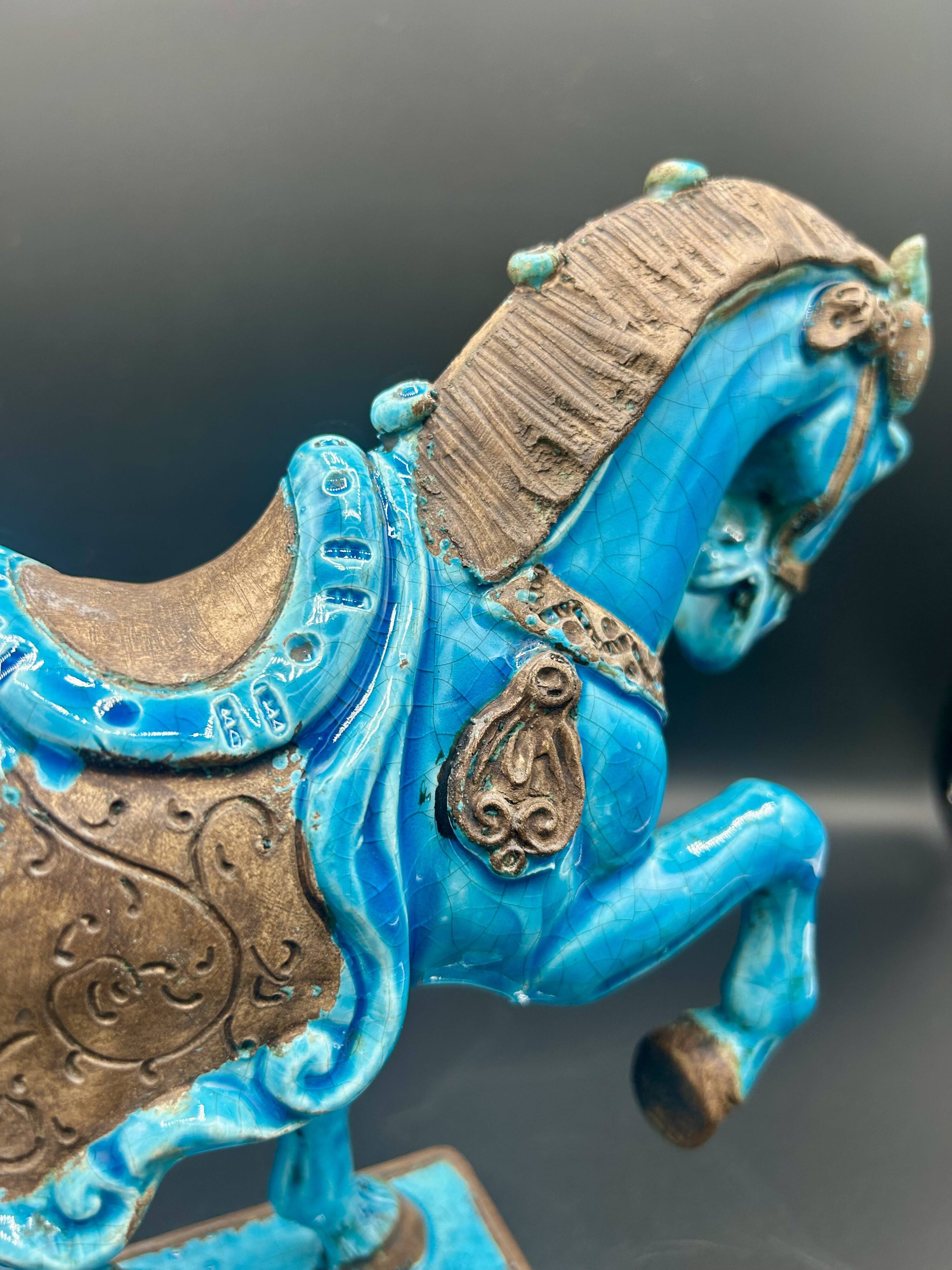 Cheval en céramique émaillée craquelée vintage