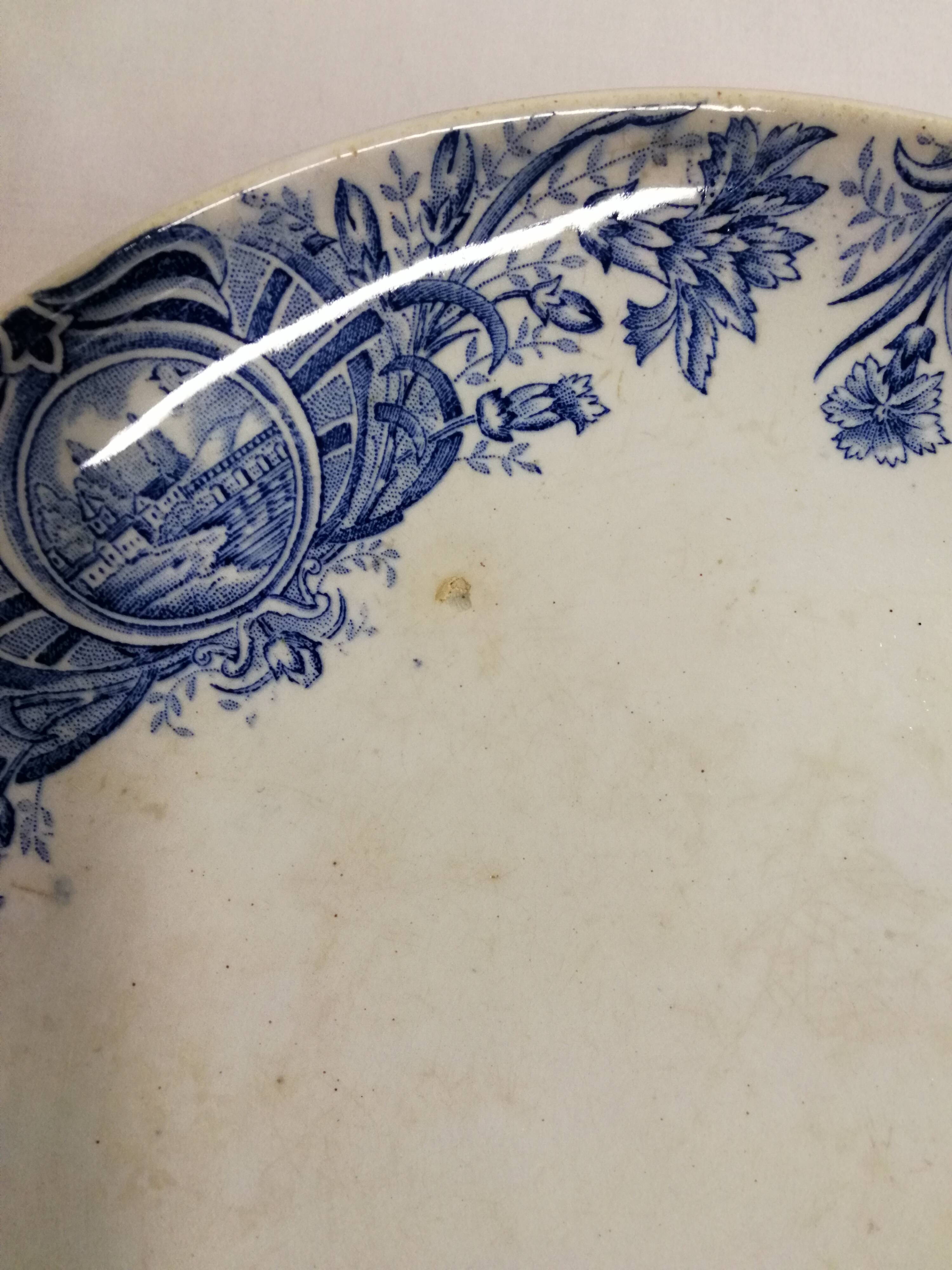 Old earthenware fruit bowl, Persian model