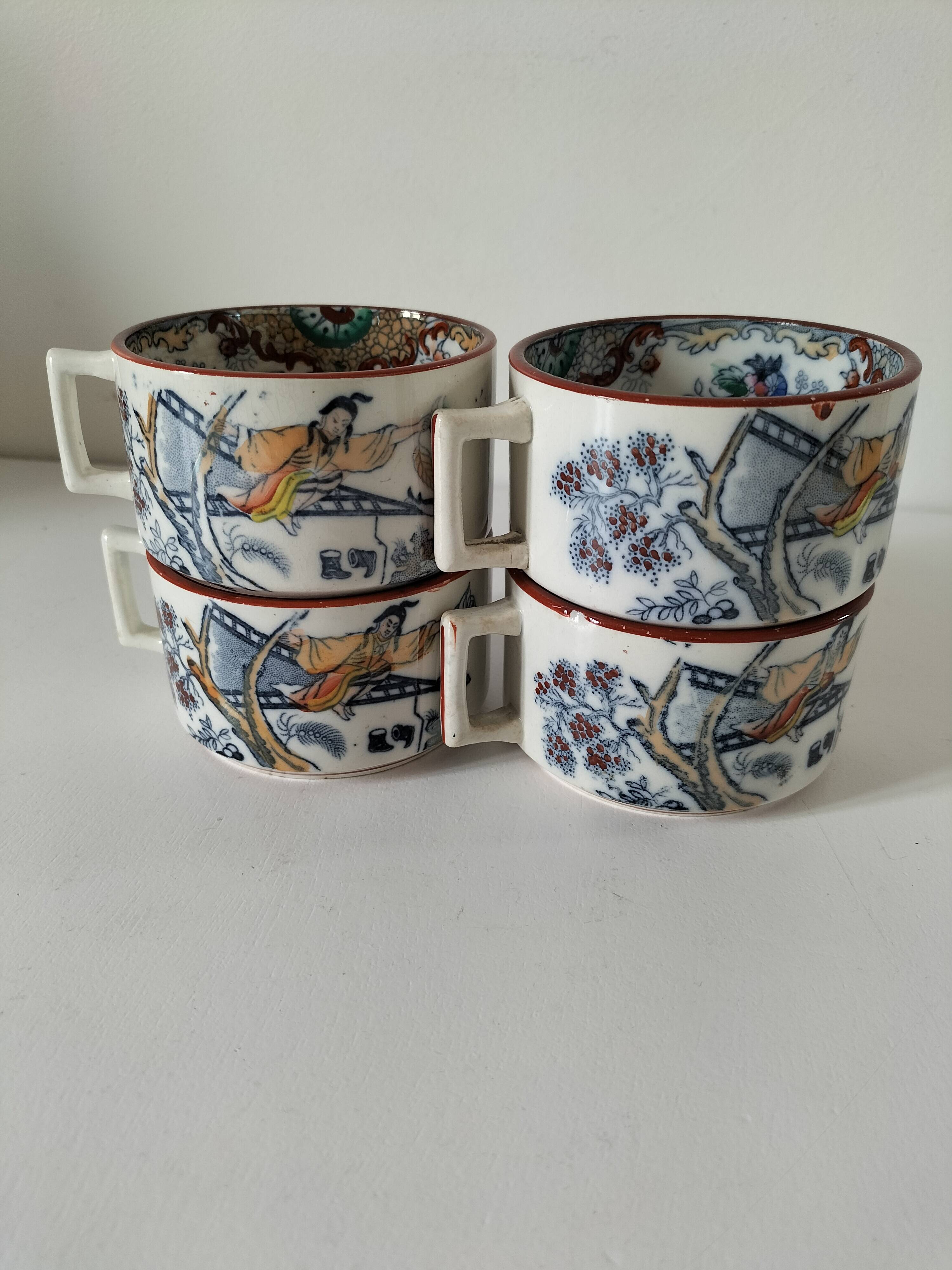 Ensemble de 4 tasses à bouillon Digoin & Sarreguemines, décor Timor