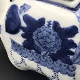 "Elephant" teapot