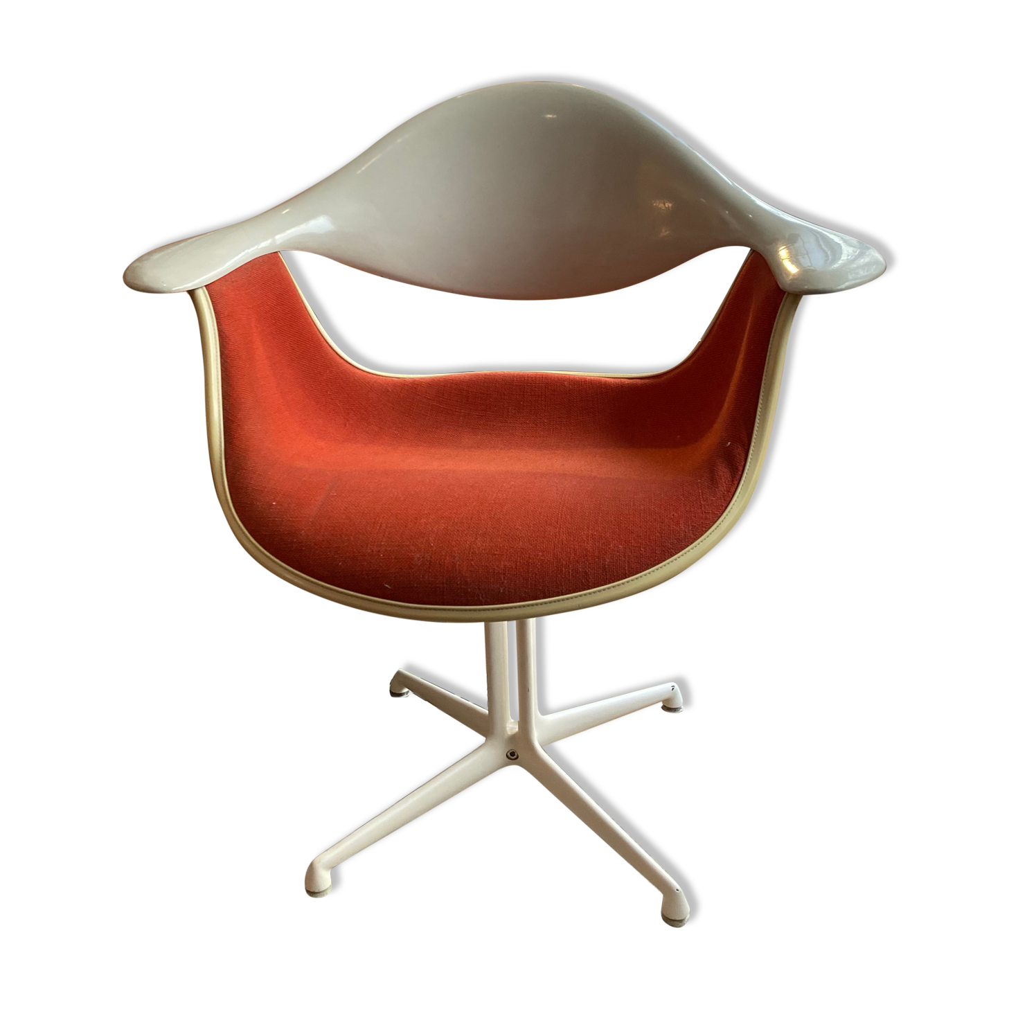 DAF Georges Nelson chair for Herman Miller. Foot la Fonda.