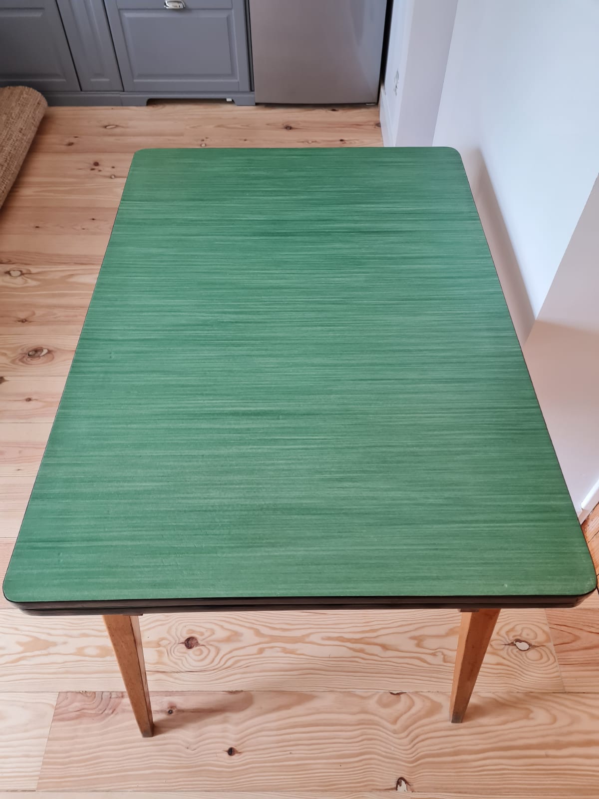 Kitchen table formica and wood