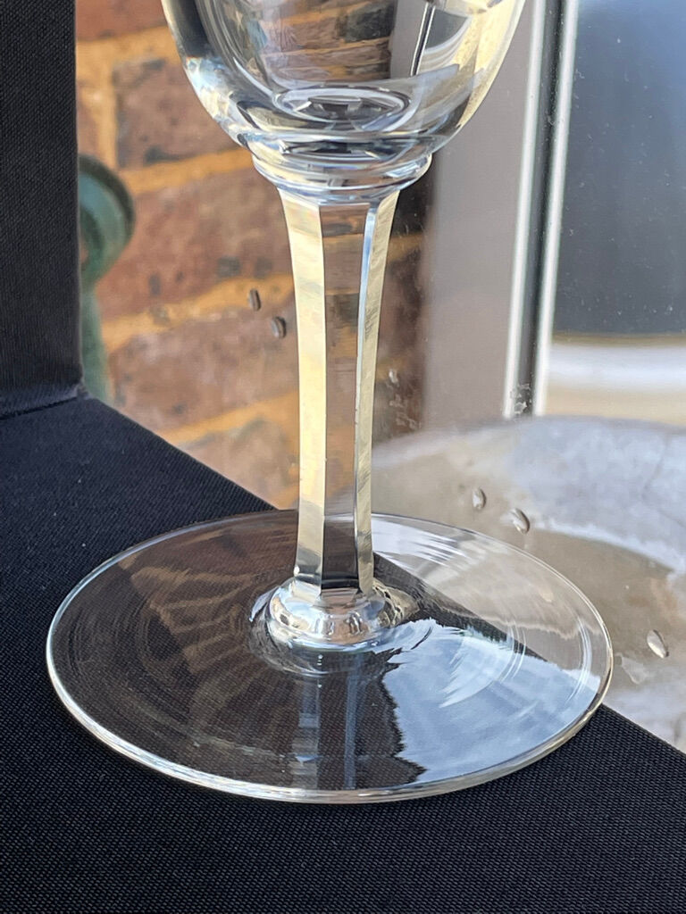Large wine glasses (5) - Art Deco - Blown and cut crystal