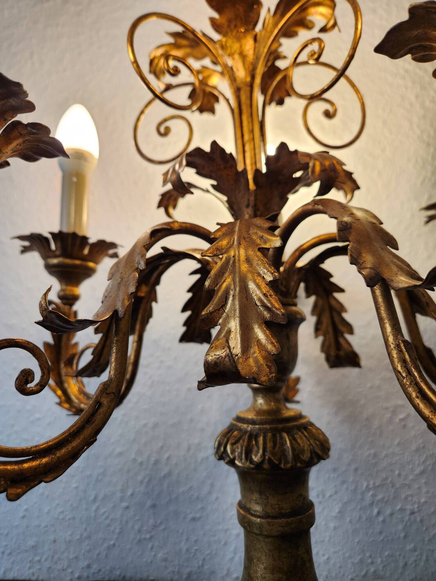 Antique gilded hand-forged hand-carved Florentine Louis XV, Italy