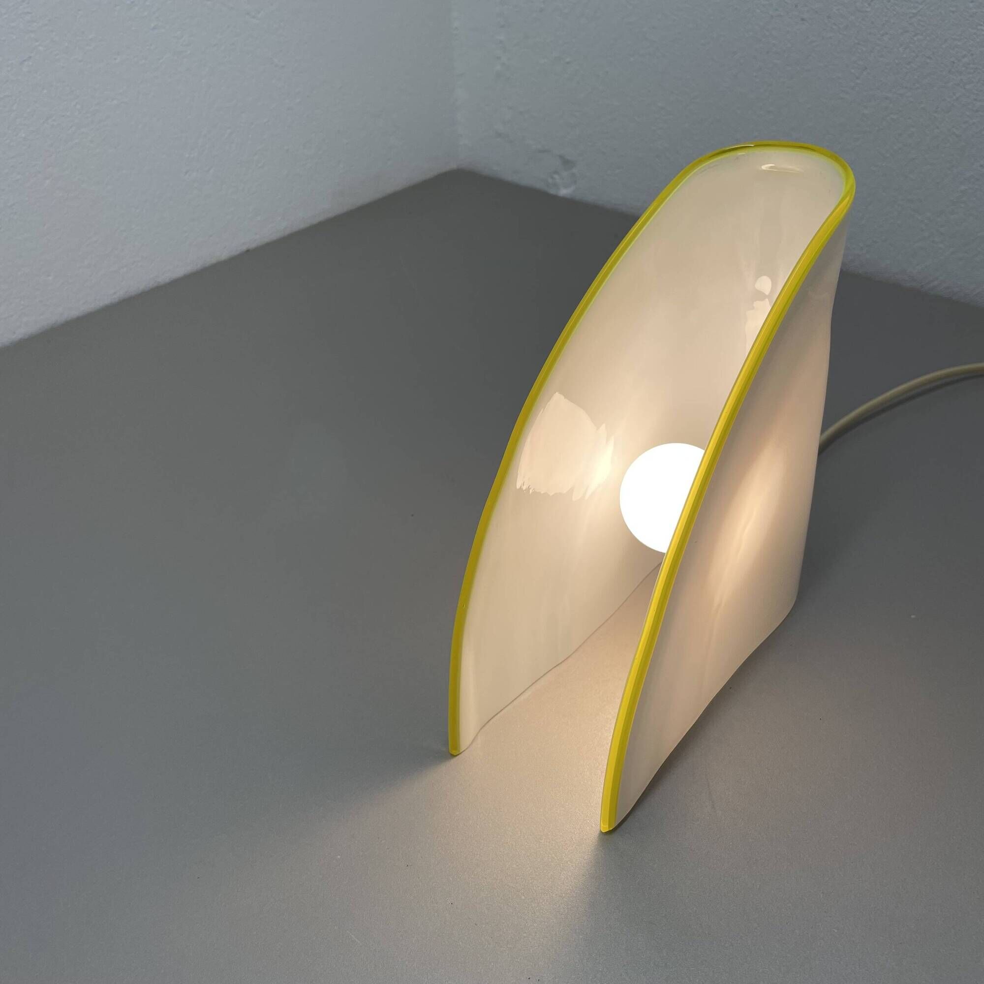 Minimalist White and Yellow Murano Glass Table Lamp by De Majo, Italy 1970s