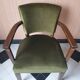 Paire de bridges en velours vert et bois foncé