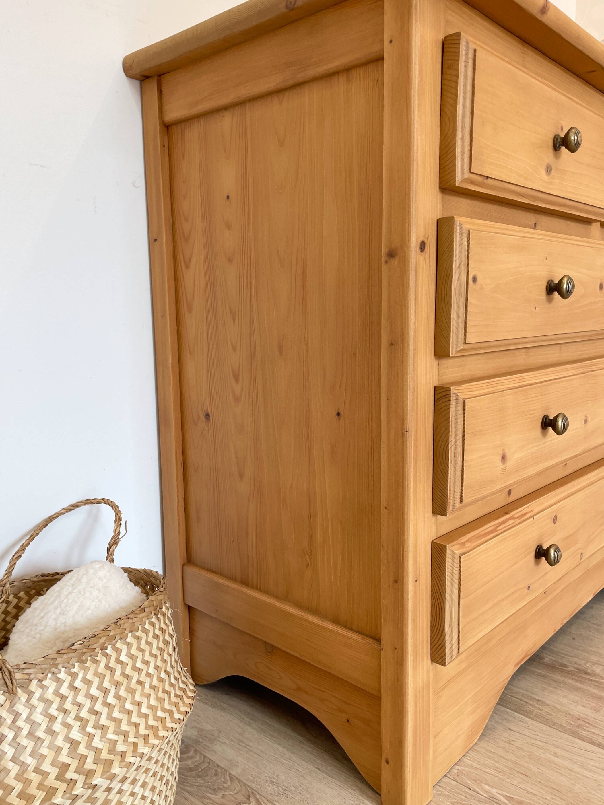 Commode en pin massif - esprit campagne chic