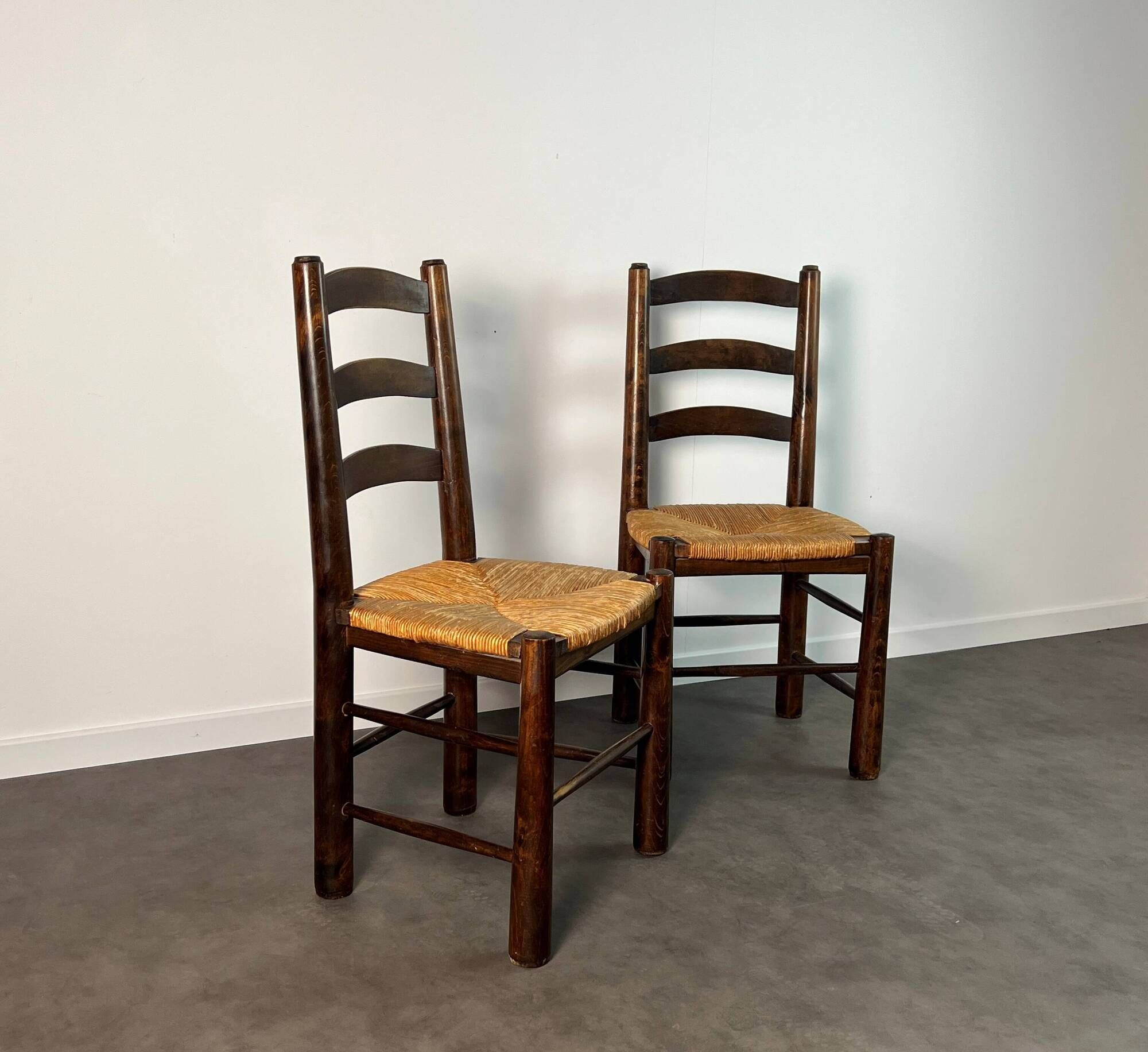 Pair of rush-seated chairs - Georges Robert, France circa 1950 Design