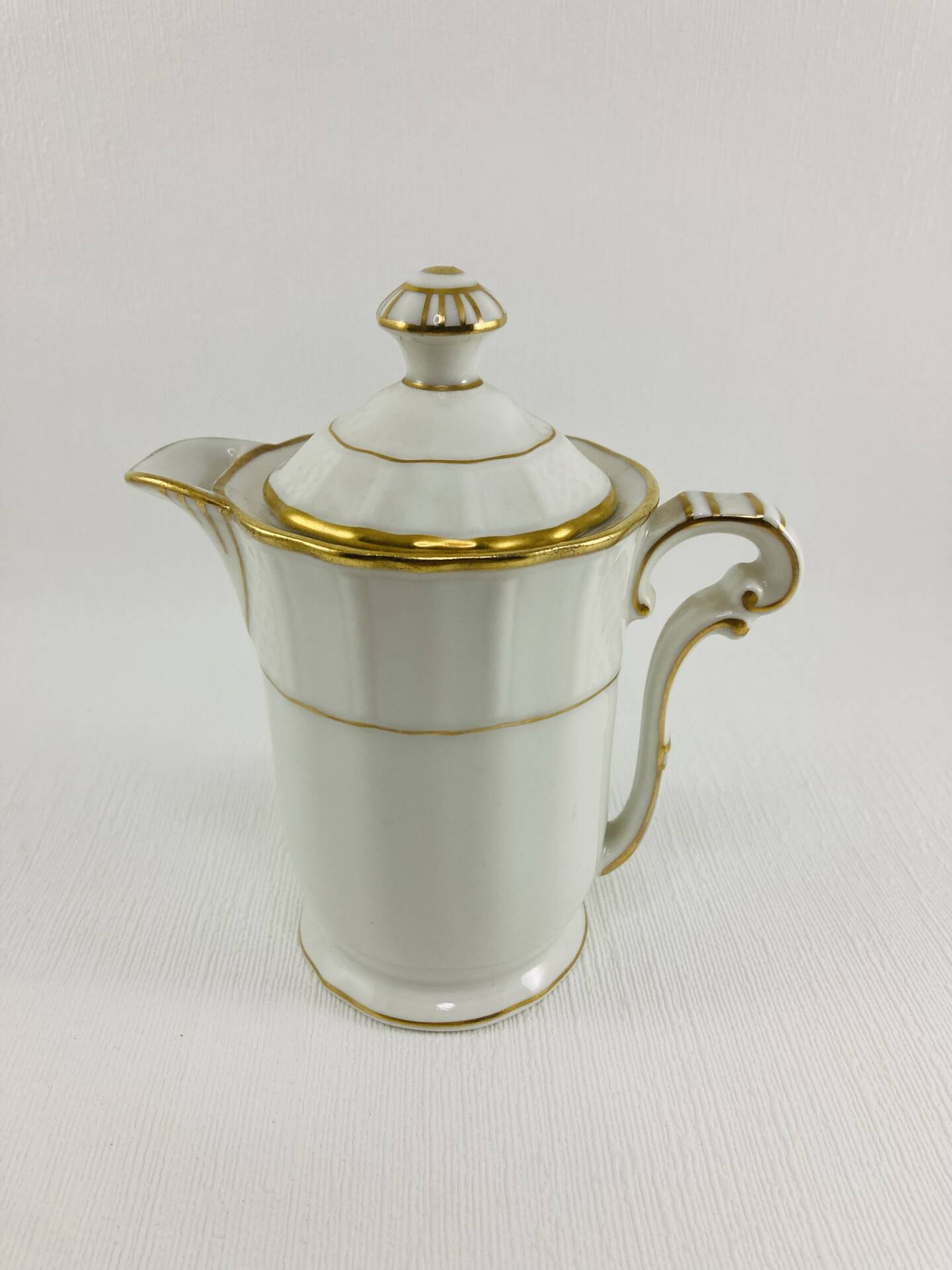 Pot à Lait Couvert Bernardaud B&C Limoges  Service Malmaison (1924)