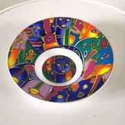 So French design saucer, décor of the Galion