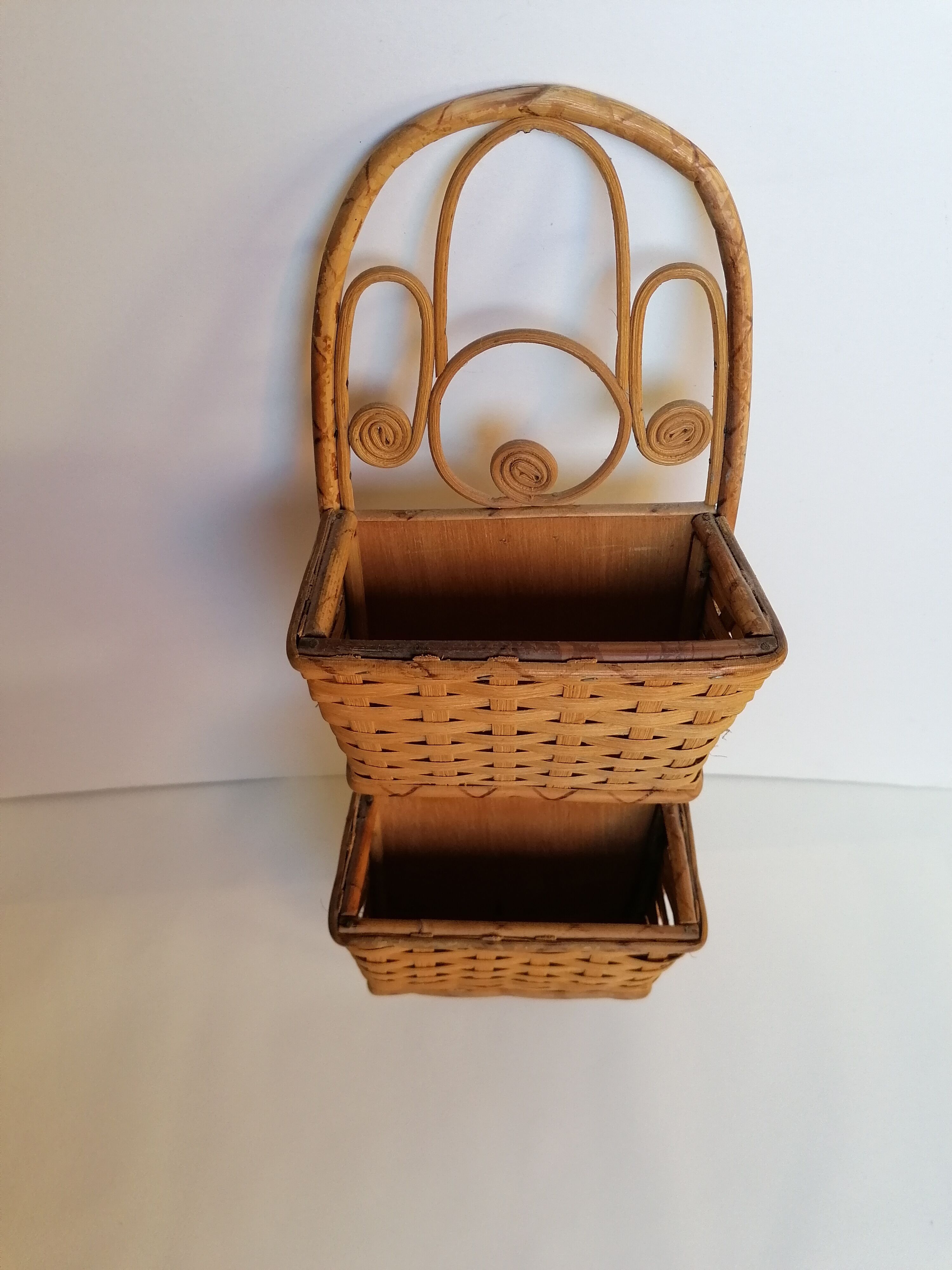Rattan mail letter holder