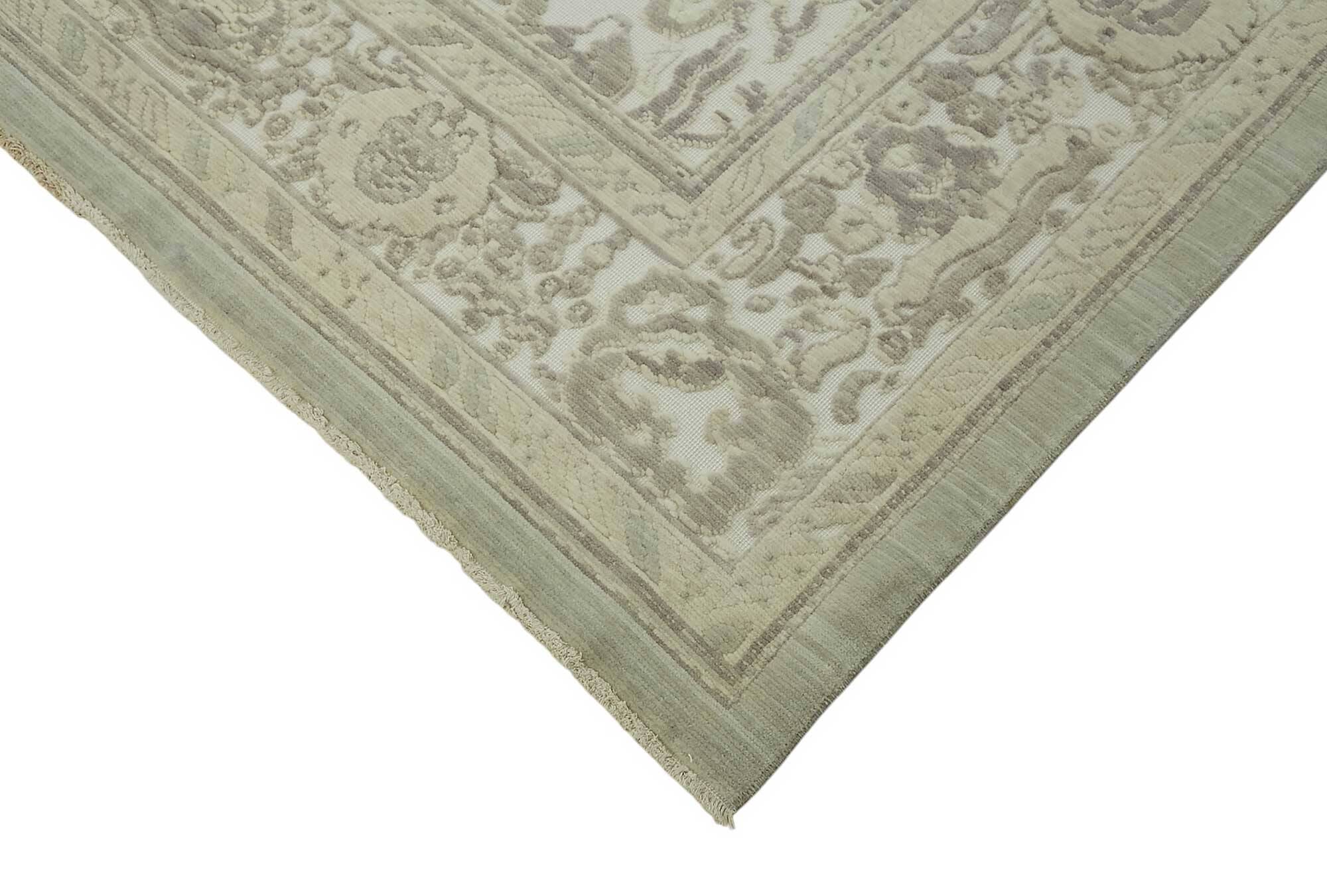 Turkish Handcrafted Loom Oushak Rug 272 cm x 355 cm