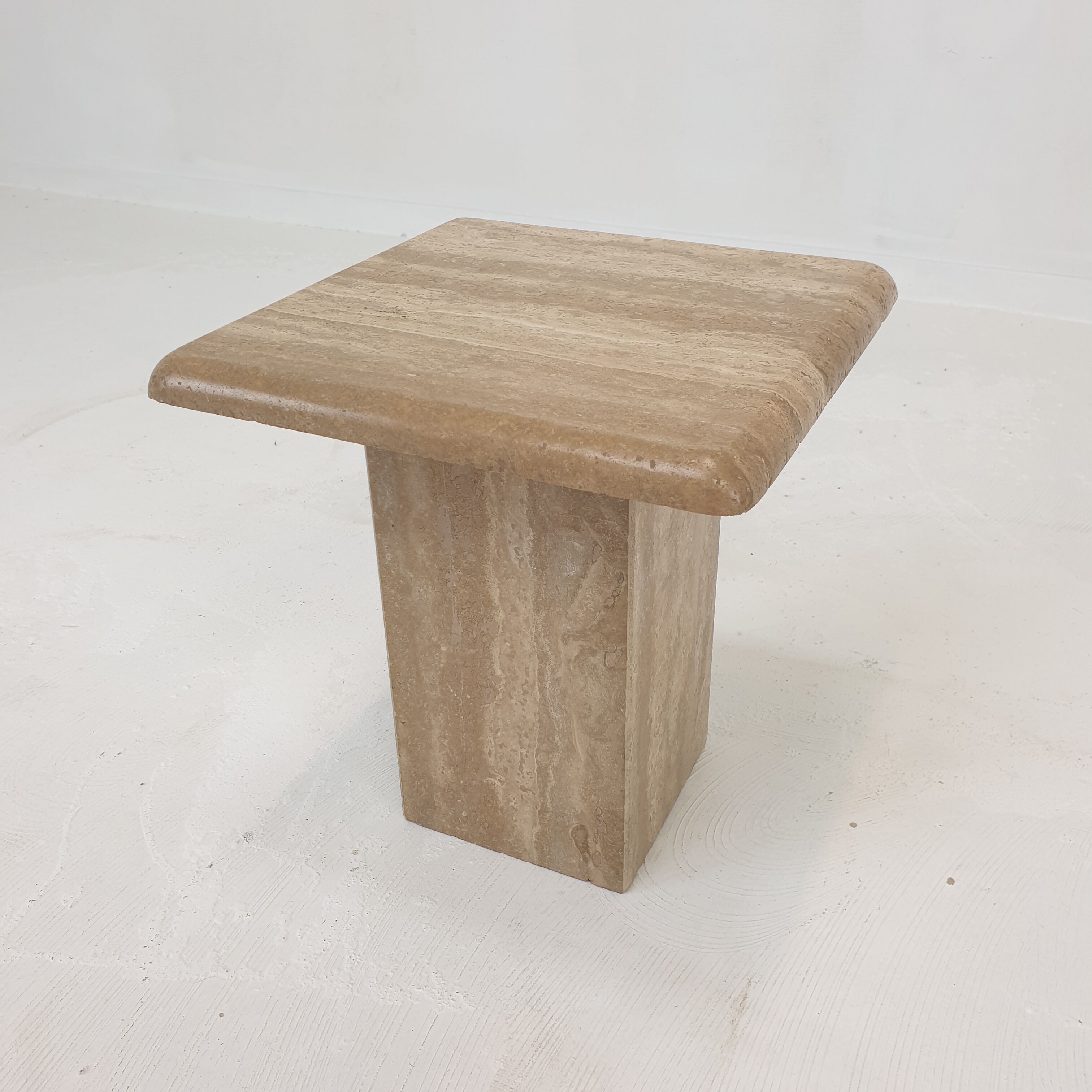 Set of 3 italian travertine coffee tables, 1980s