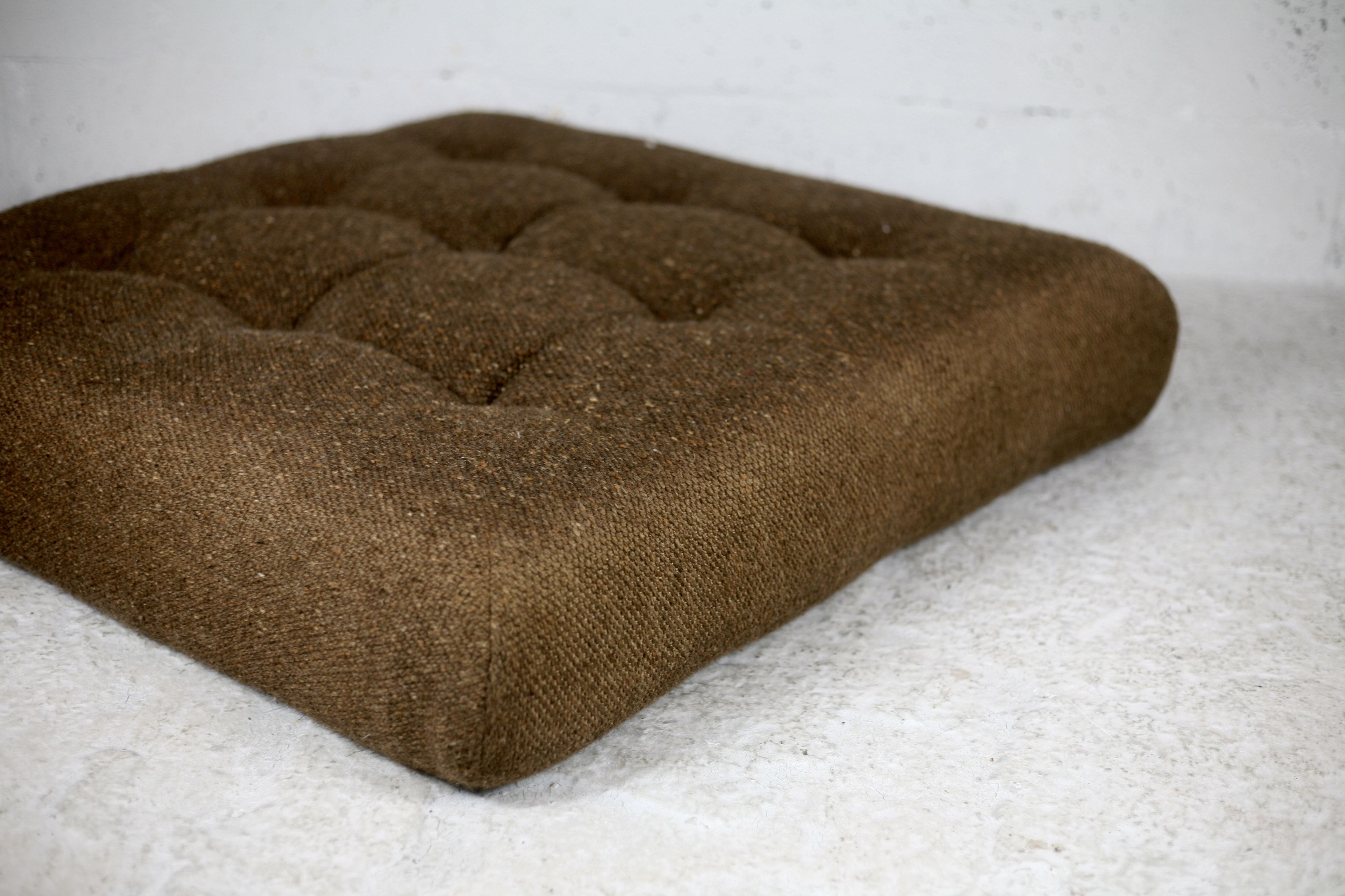 Modular sofa Mah Jong, Hans Hopfer, France, 1971. Roche Bobois Edition.