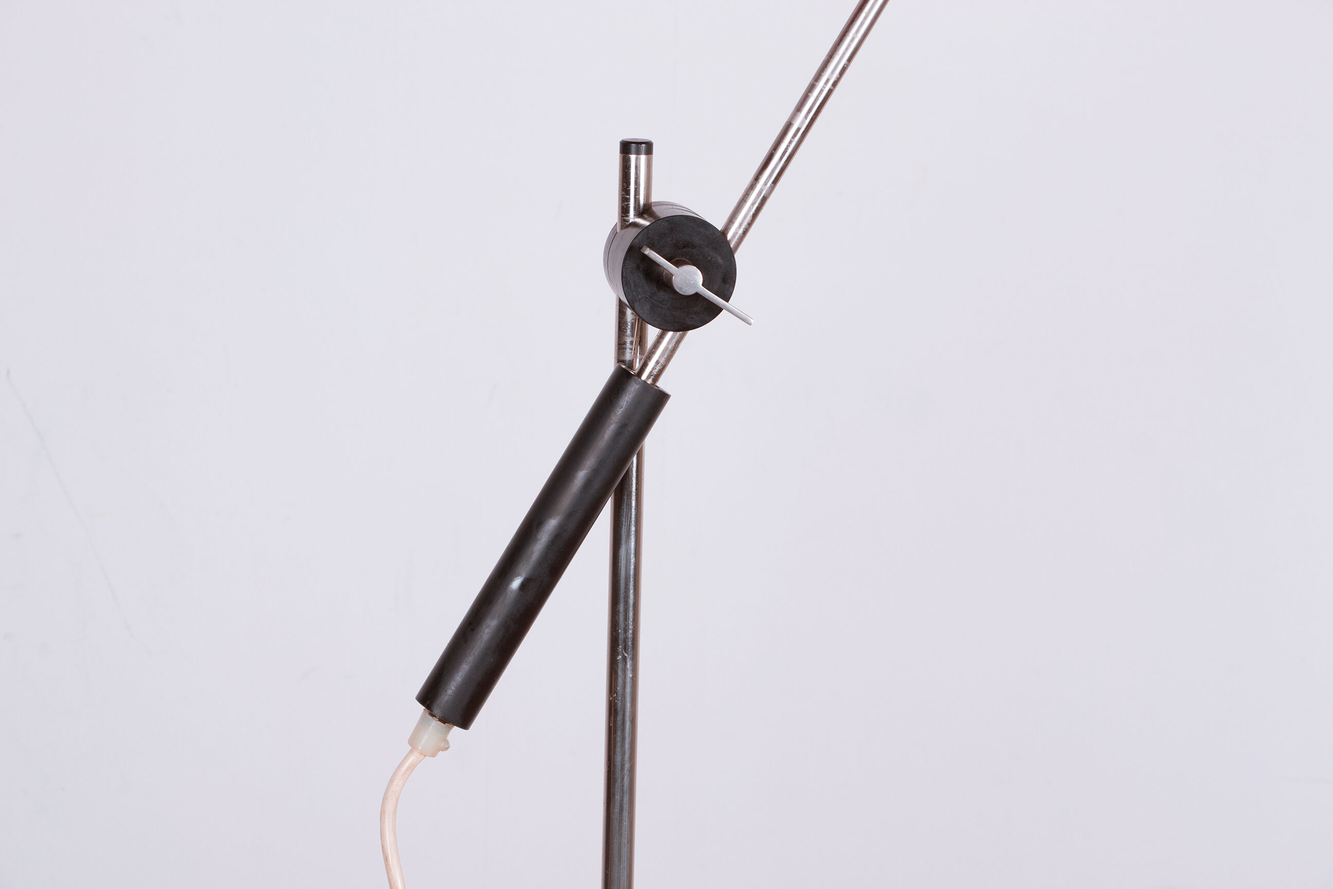 Large tilting luminaire in Steel and Teak Temde Leuchten 1960.