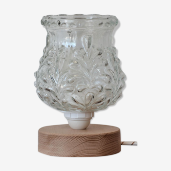 Lampe à poser globe évasé en verre transparent motifs floraux