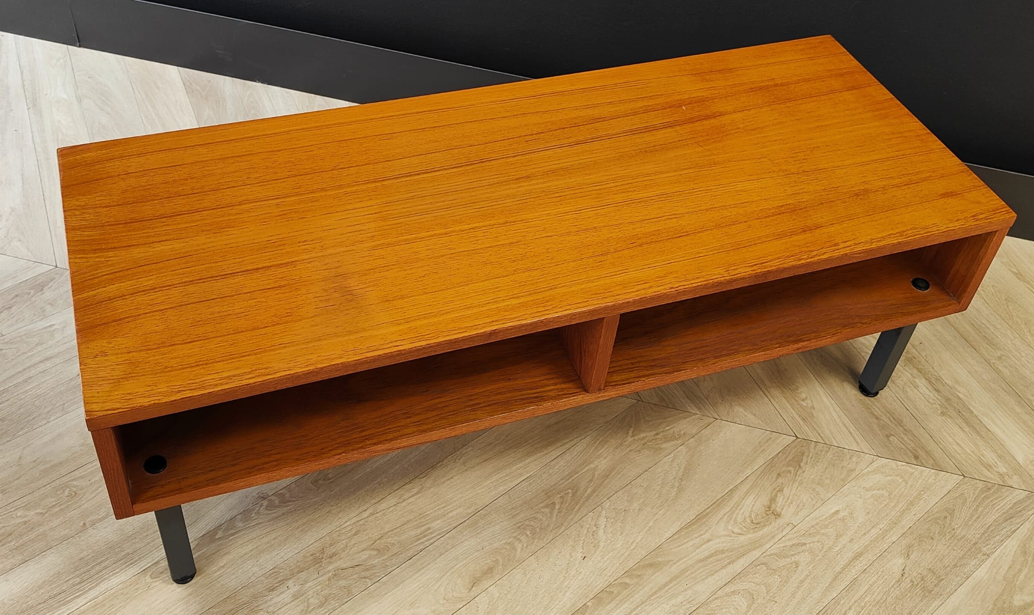 Mid Century Table | Vintage - coffee table, side table, TV cabinet