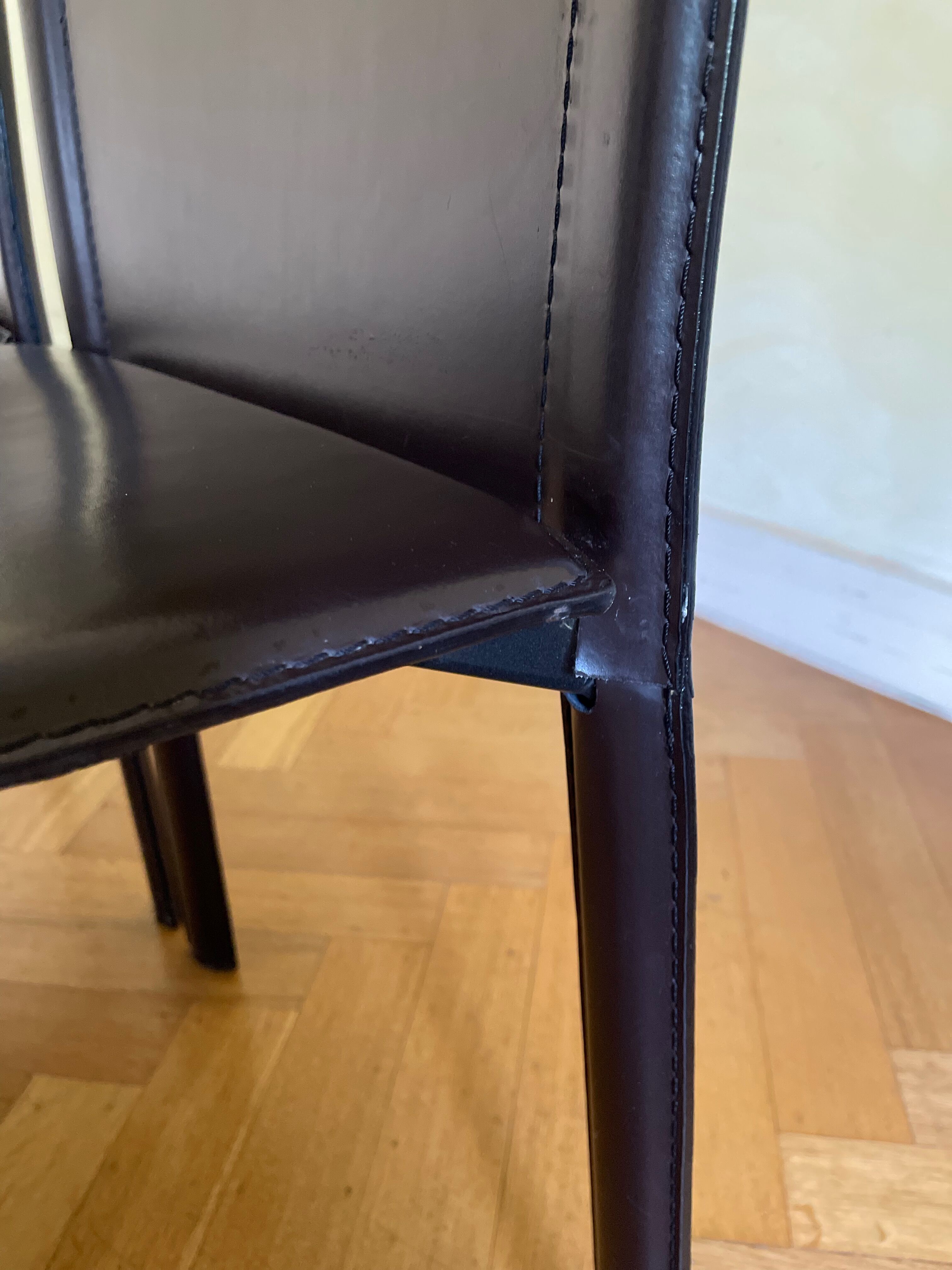 Lot 4 chairs moka cinna brown leather