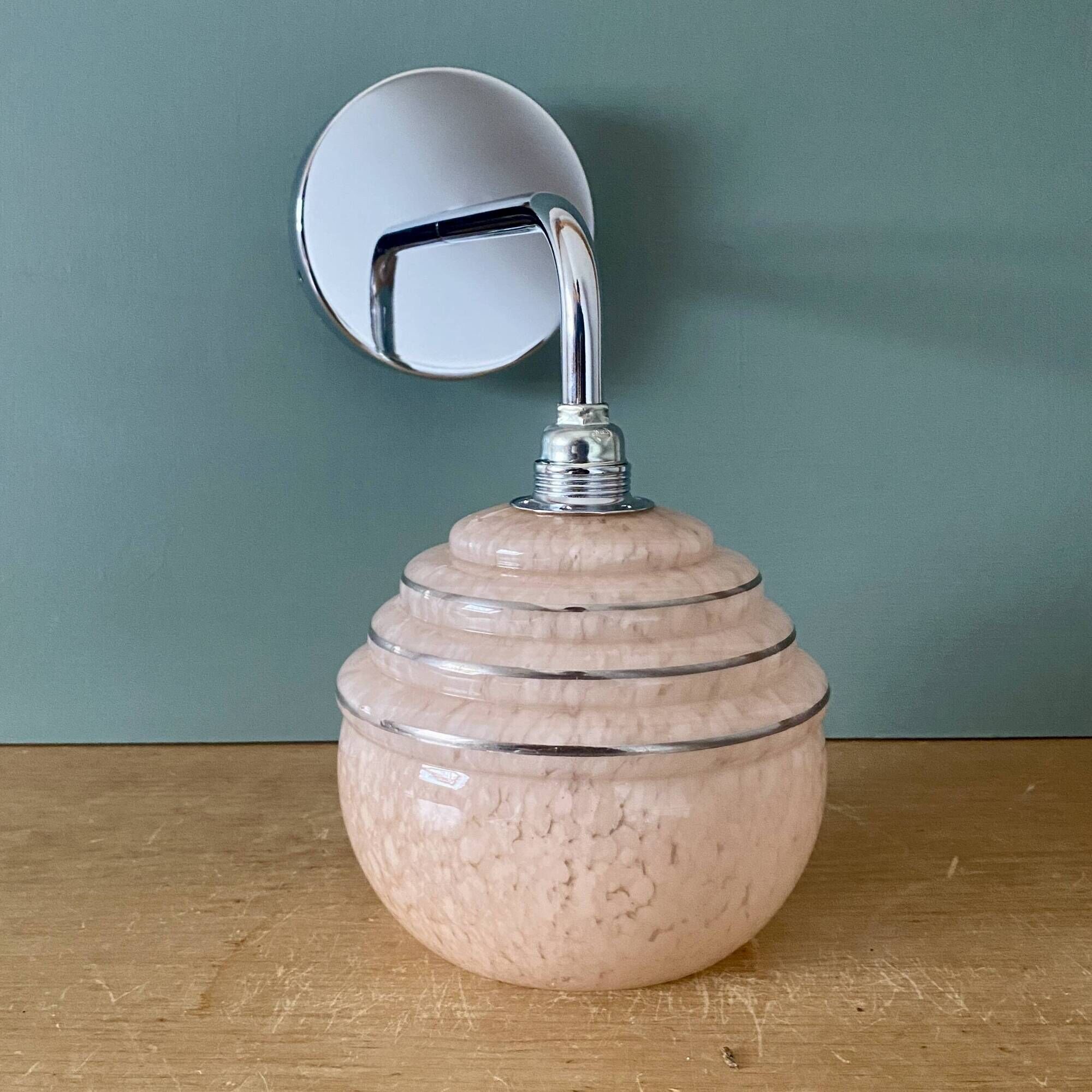 Vintage golden globe elbow wall light in pink and silver Clichy glass