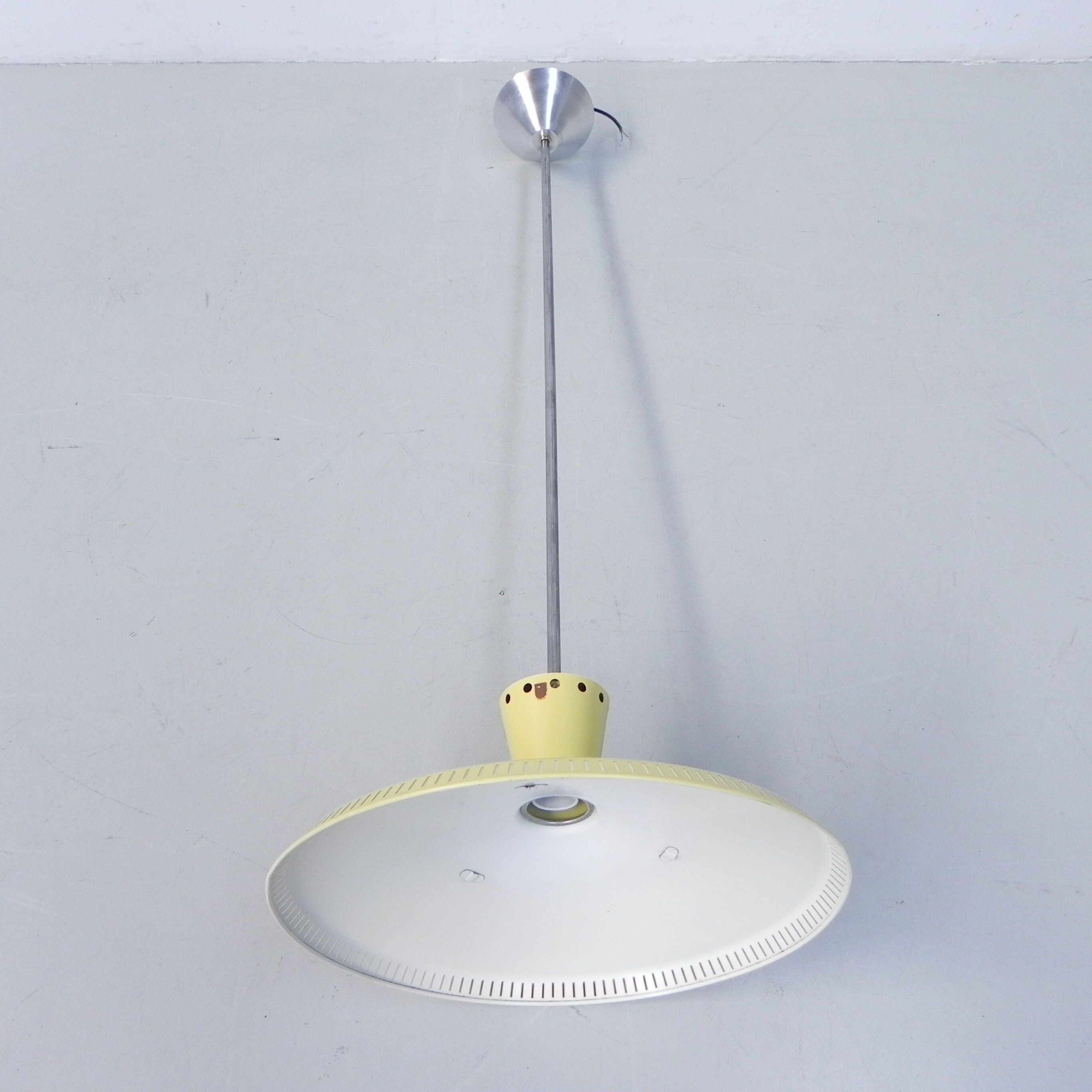 Philips hanging lamp NB93 by Louis Kalff
