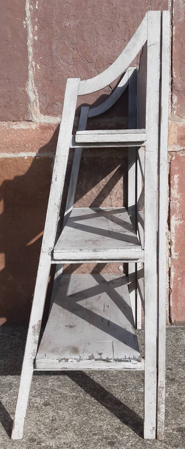 Plant shelf (foldable)