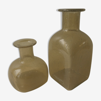 Paire de vases bouteille en verre soufflé Bendor années 60