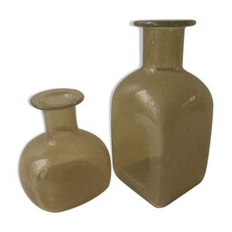 Paire de vases bouteille en verre soufflé Bendor années 60