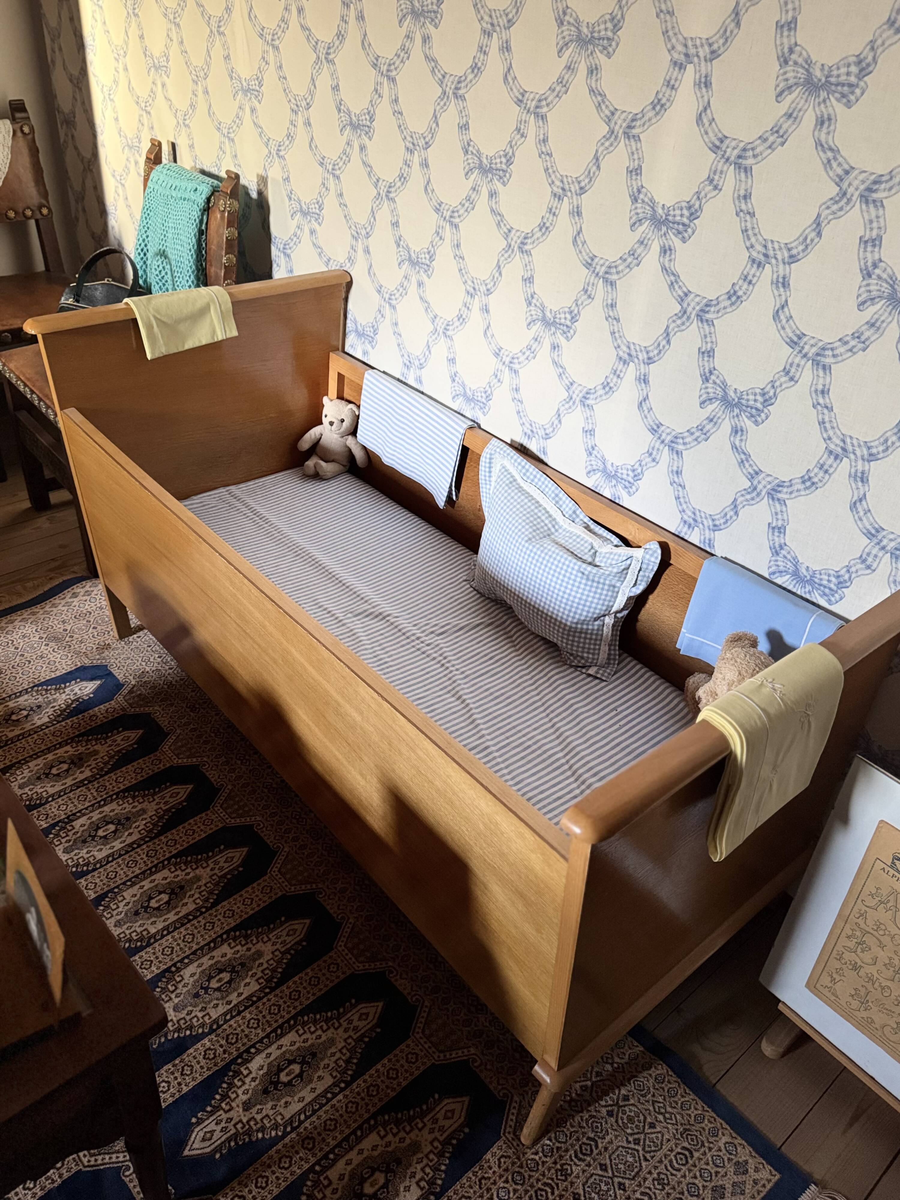 Wooden baby bed