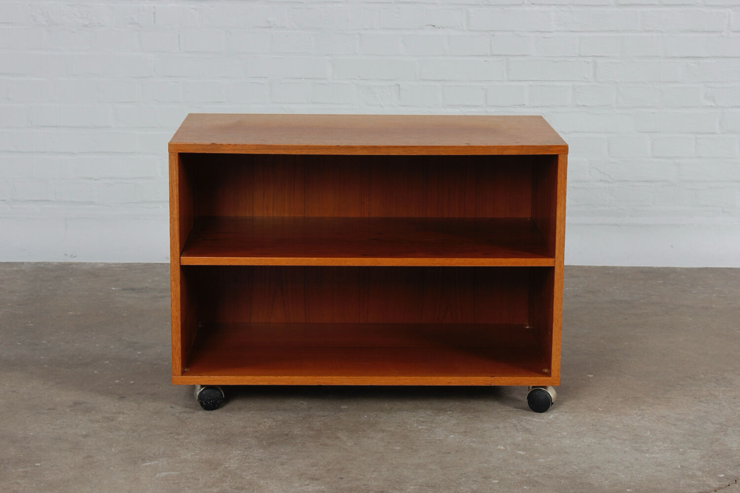 Vintage Teakholz Hifi Kommode Board Schrank 60er Jahre MCM