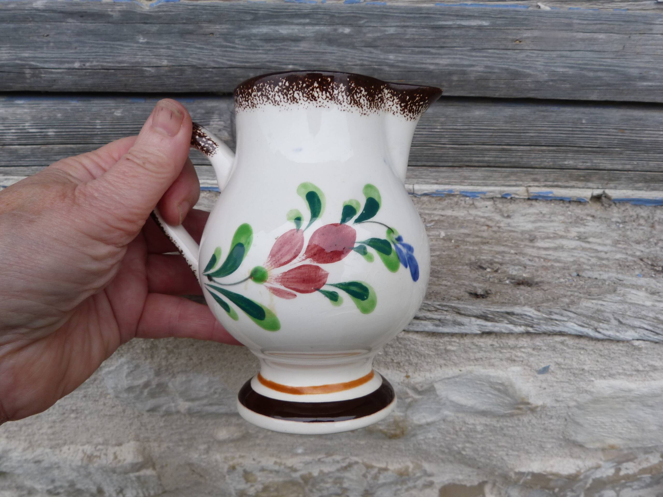 Pot a lait vintage céramique style breton marqué Arcachon