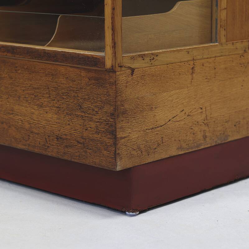 Comptoir de magasin style années 50 - Vitrine