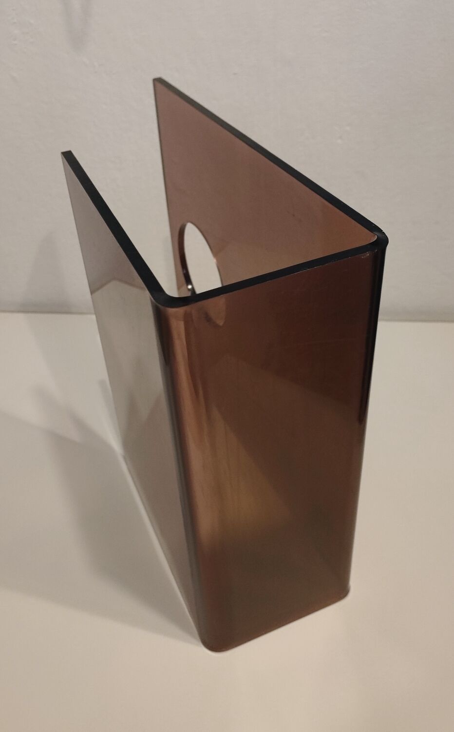 Smoked plexiglass magazine holder 70s.