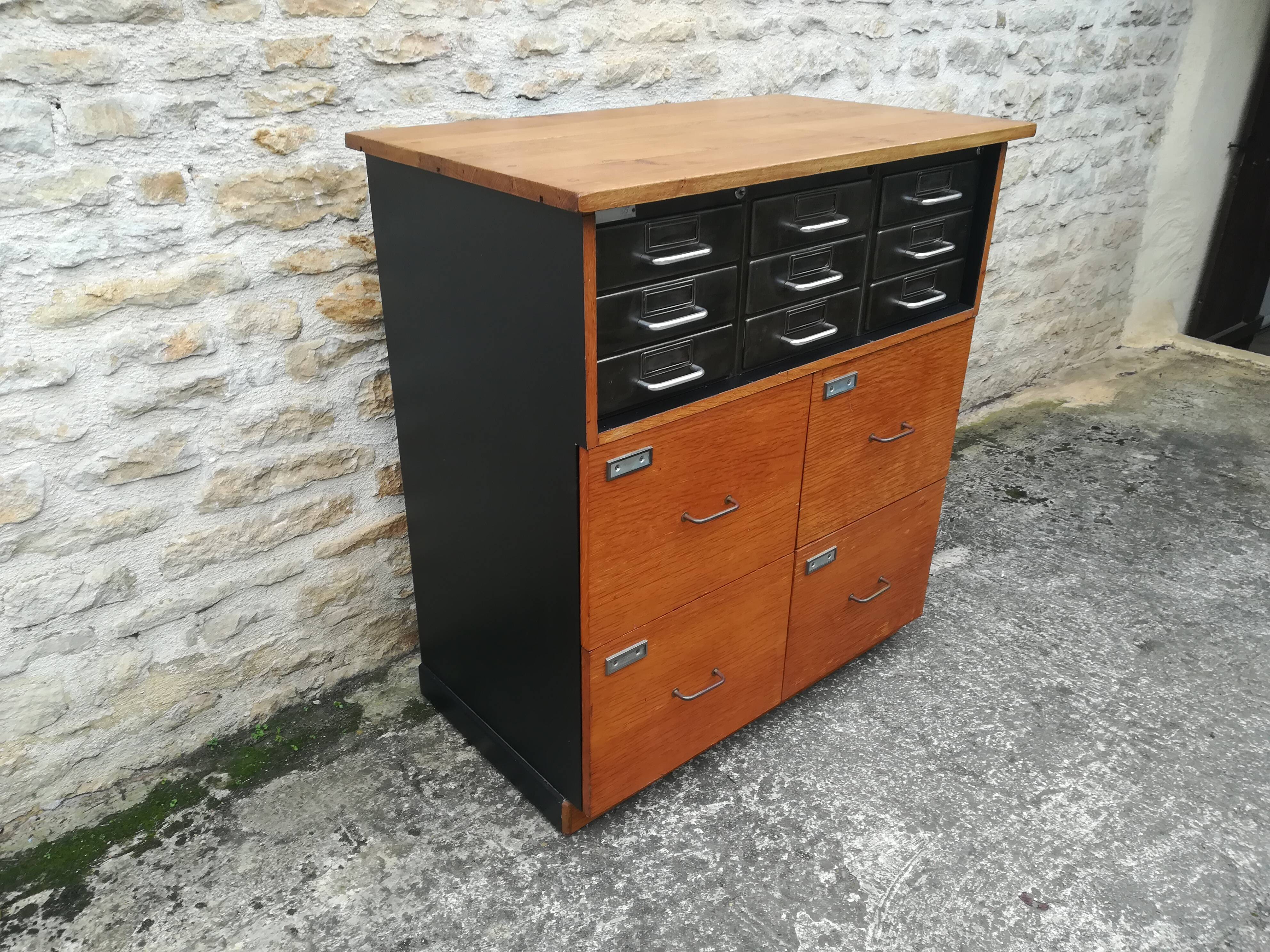 Professional furniture in wood and metal