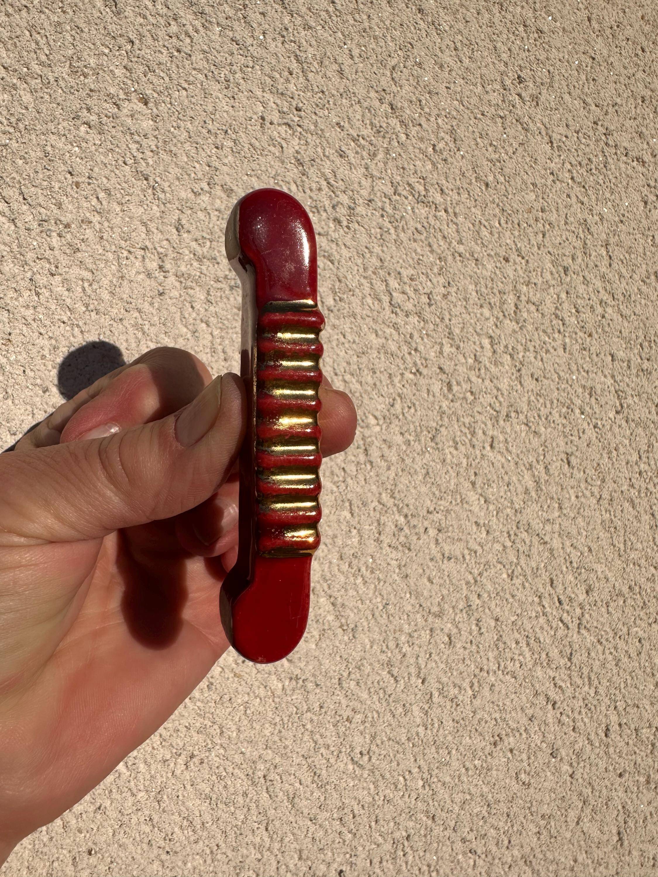 Art Deco knife rests (x6) – Red and gold glass, geometric